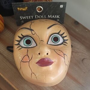 Spirit Halloween - Sweet Doll Mask with Cracked Design